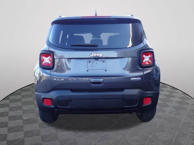 Thumbnail: 2018 Jeep Renegade - 3