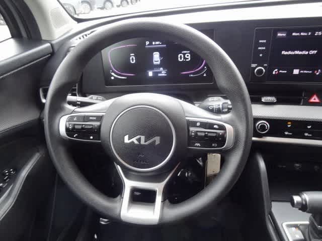 Thumbnail: 2023 Kia Sportage - 11