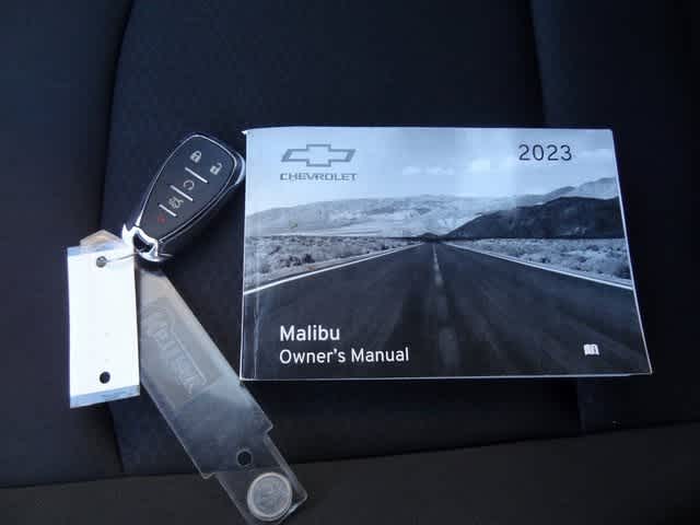 Thumbnail: 2023 Chevrolet Malibu - 32