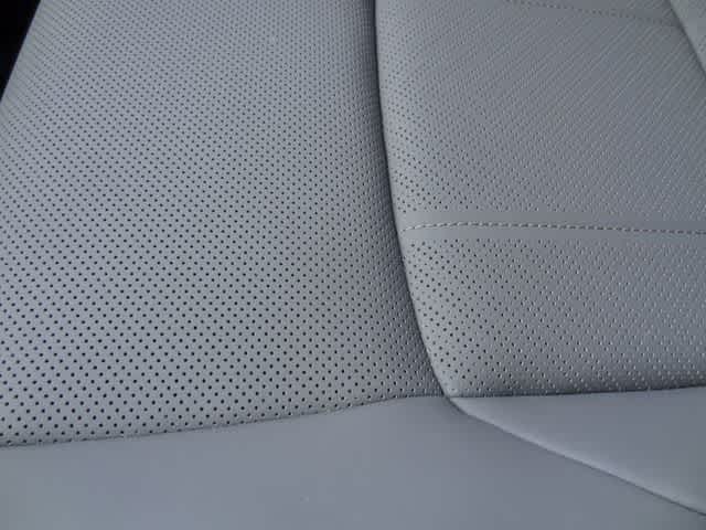 Thumbnail: 2023 Toyota Venza - 36