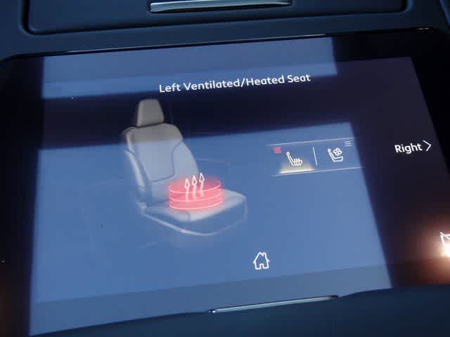 Thumbnail: 2026 INFINITI QX80 - 13