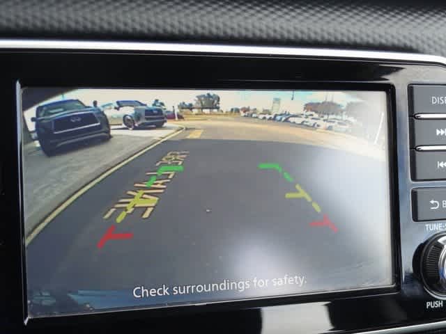 Thumbnail: 2023 Nissan Kicks - 25