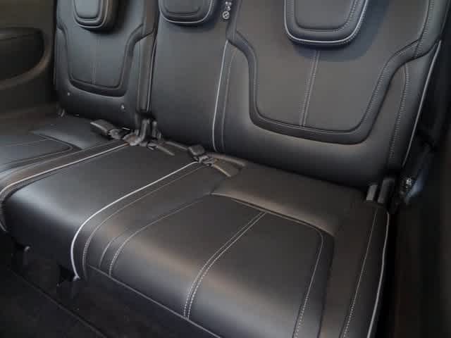 Thumbnail: 2025 INFINITI QX80 - 10