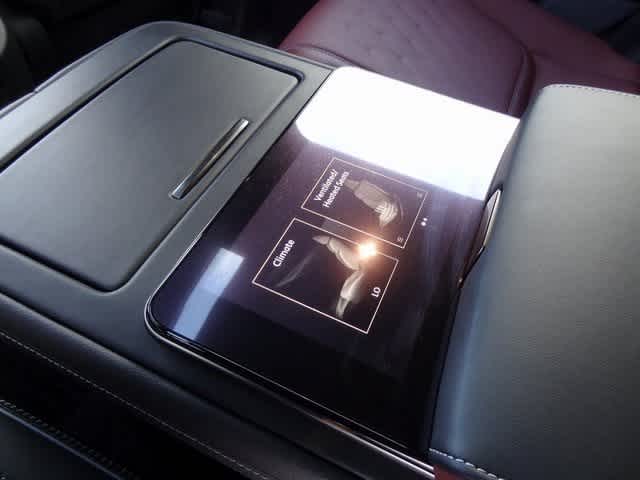 Thumbnail: 2026 INFINITI QX80 - 18