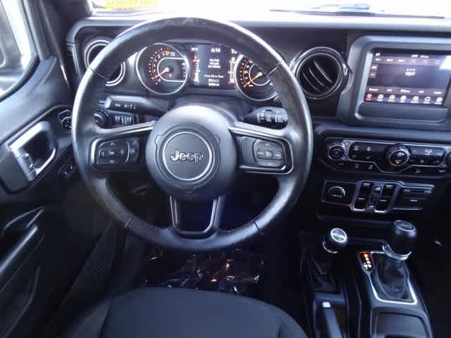 Thumbnail: 2019 Jeep Wrangler - 14