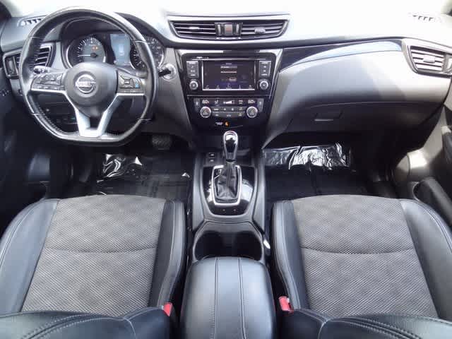 Thumbnail: 2022 Nissan Rogue Sport - 12