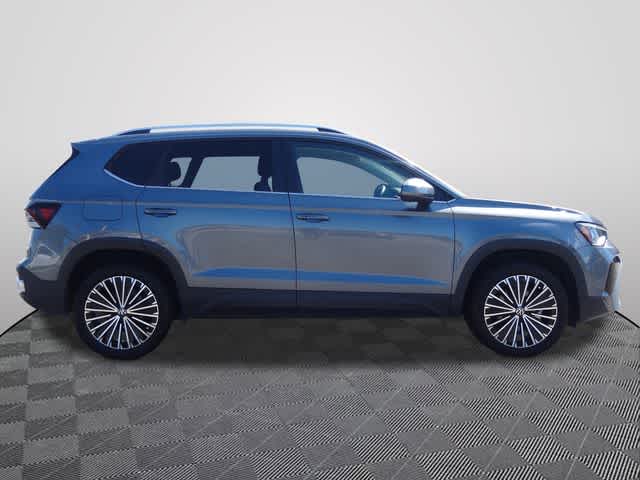 Thumbnail: 2025 Volkswagen Taos - 4