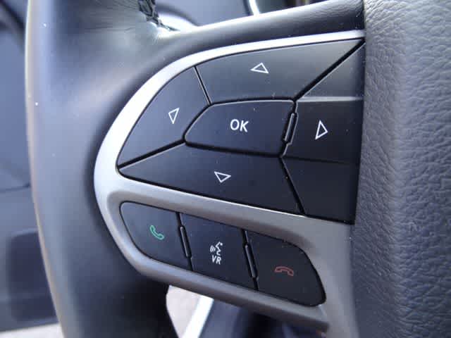 Thumbnail: 2019 Jeep Cherokee - 19