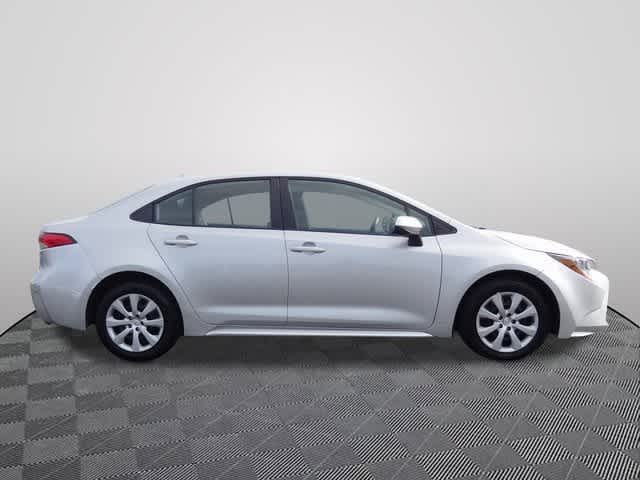 Thumbnail: 2023 Toyota Corolla - 4