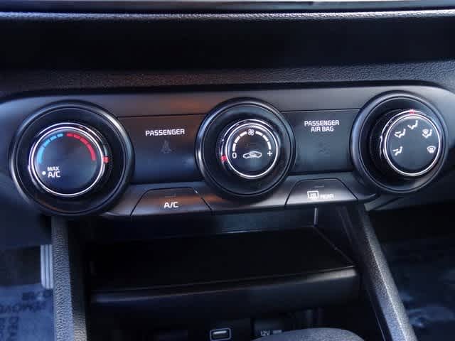 Thumbnail: 2023 Kia Forte - 23