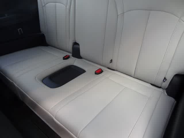 Thumbnail: 2026 INFINITI QX60 - 9