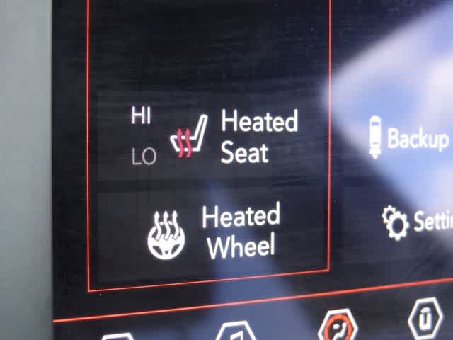 Thumbnail: 2019 Jeep Cherokee - 27