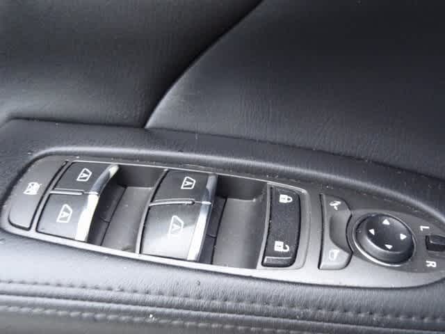 Thumbnail: 2016 INFINITI Q70 - 15