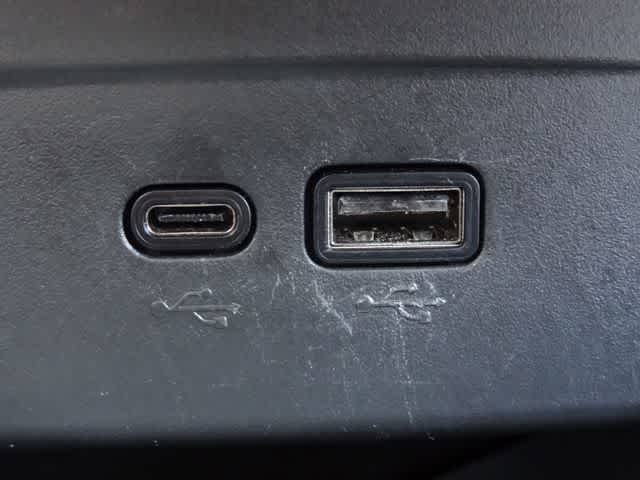 Thumbnail: 2025 Chevrolet Trax - 27