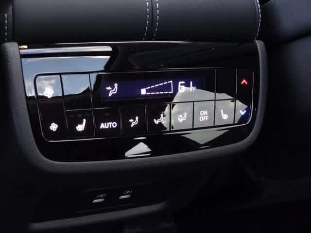 Thumbnail: 2026 INFINITI QX60 - 11