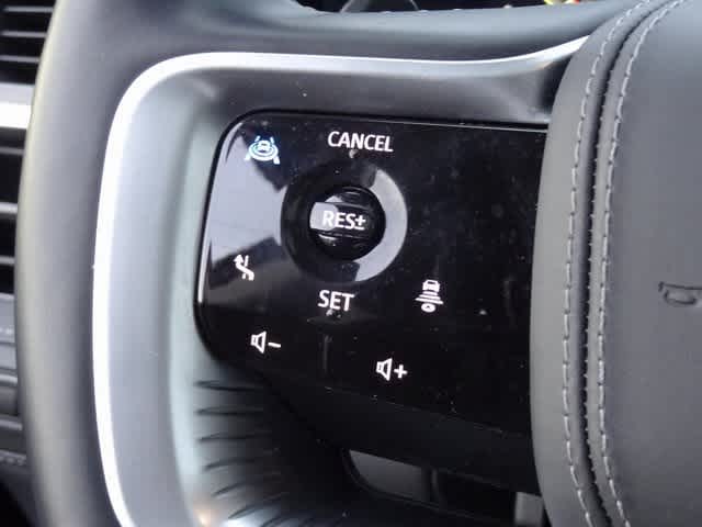 Thumbnail: 2025 INFINITI QX80 - 25