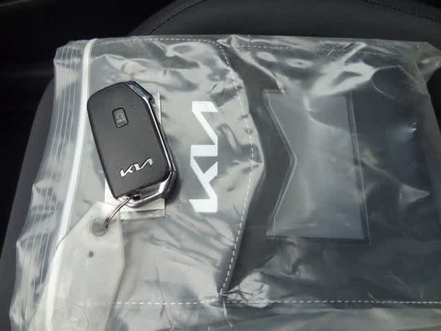 Thumbnail: 2023 Kia K5 - 29