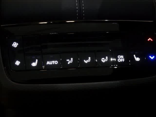 Thumbnail: 2026 INFINITI QX60 - 9