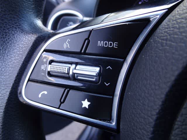 Thumbnail: 2022 Kia Forte - 16