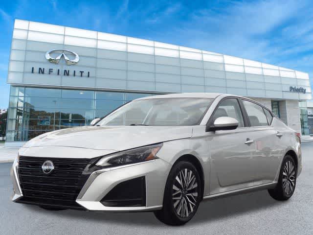 Thumbnail: 2023 Nissan Altima - 1