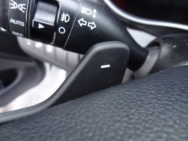 Thumbnail: 2016 Kia Cadenza - 21