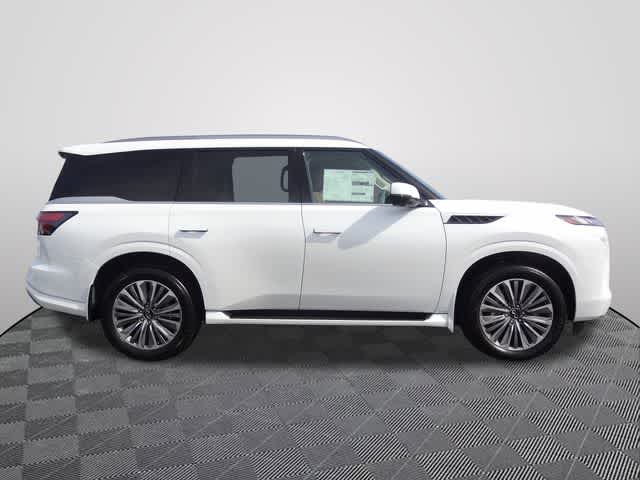 Thumbnail: 2026 INFINITI QX80 - 4
