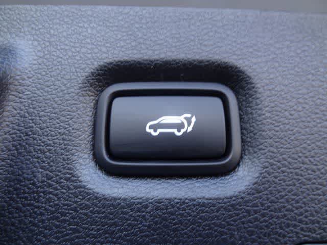 Thumbnail: 2023 Hyundai Santa Fe - 11