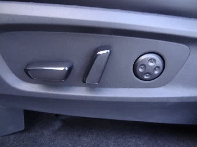 Thumbnail: 2026 INFINITI QX60 - 7