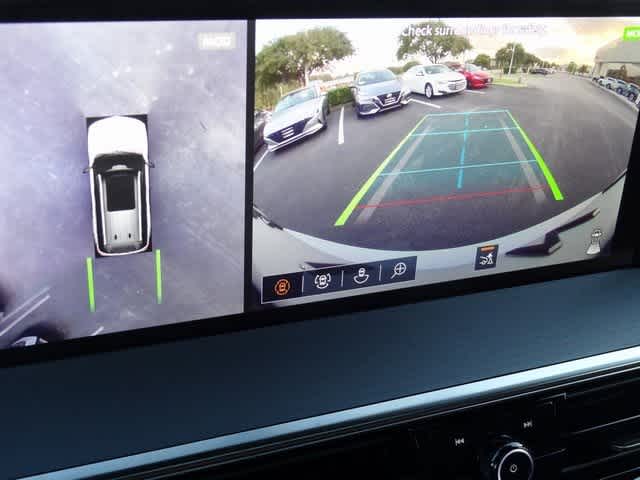 Thumbnail: 2026 INFINITI QX80 - 26