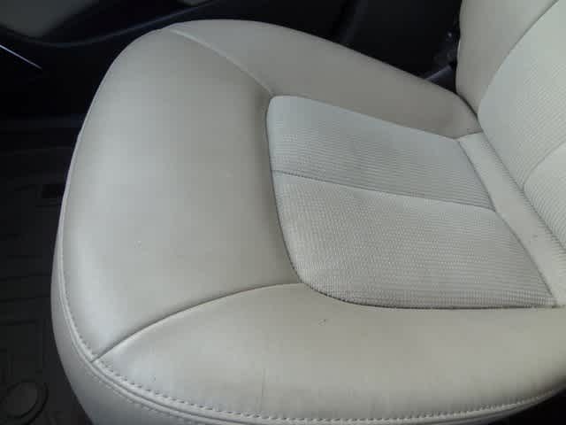 Thumbnail: 2016 Buick Verano - 12