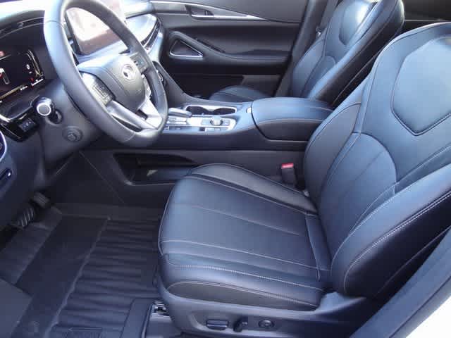 Thumbnail: 2026 INFINITI QX60 - 6