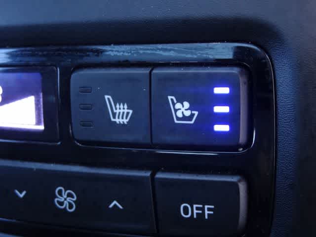 Thumbnail: 2023 Hyundai Palisade - 19