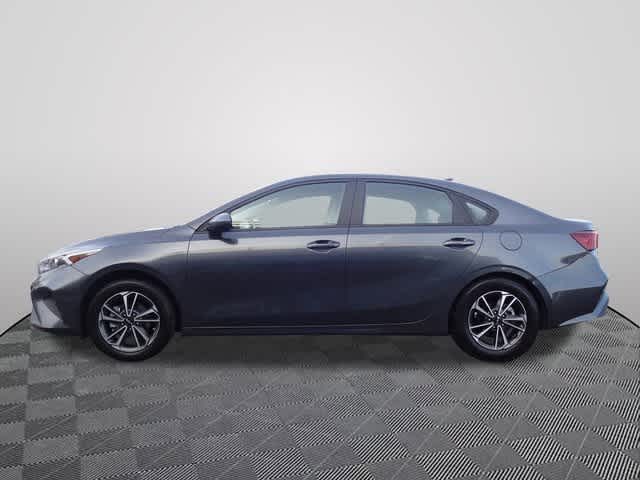 Thumbnail: 2023 Kia Forte - 2