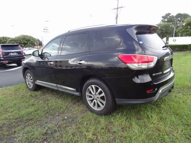 Thumbnail: 2013 Nissan Pathfinder - 3