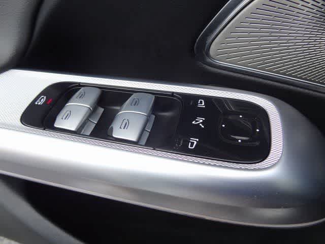 Thumbnail: 2024 Mercedes-Benz E-Class - 15