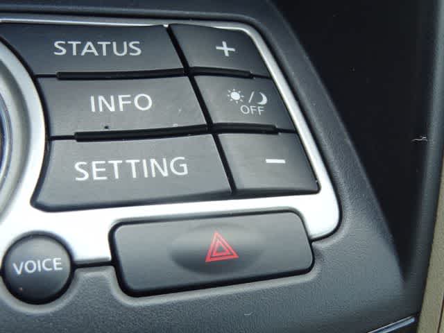 Thumbnail: 2010 INFINITI EX35 - 25