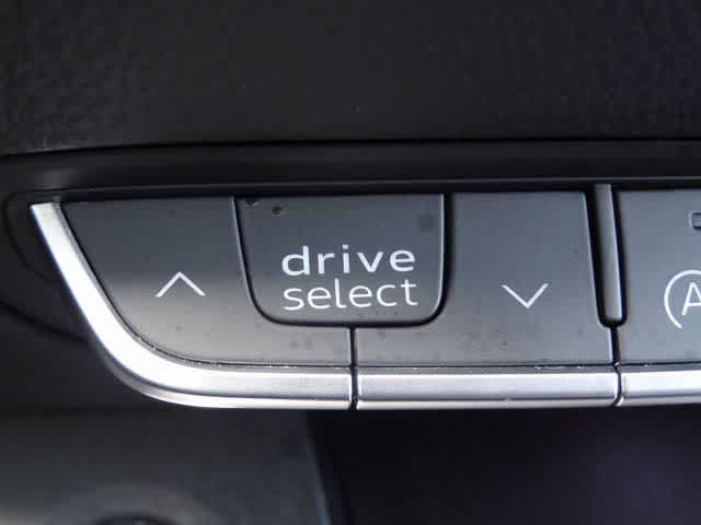 Thumbnail: 2024 Audi Q5 - 38