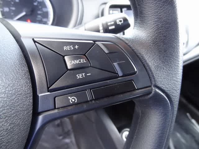 Thumbnail: 2023 Nissan Kicks - 18