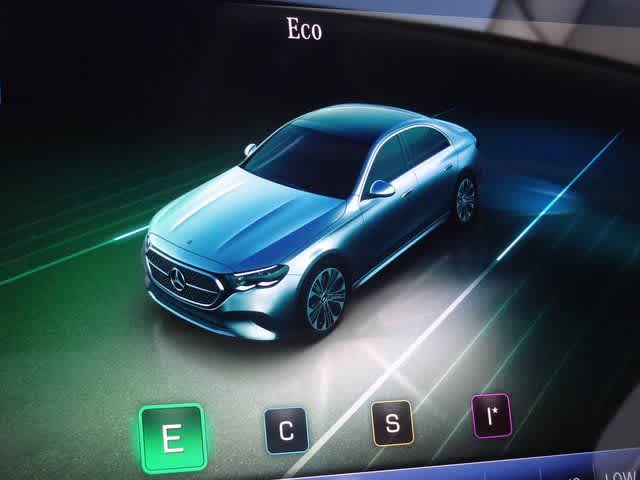 Thumbnail: 2024 Mercedes-Benz E-Class - 34