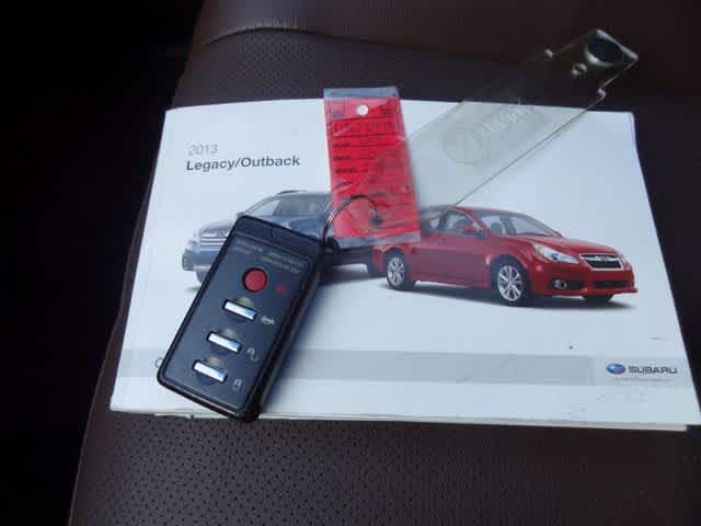 Thumbnail: 2013 Subaru Outback - 31