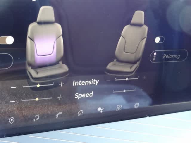 Thumbnail: 2026 INFINITI QX80 - 25