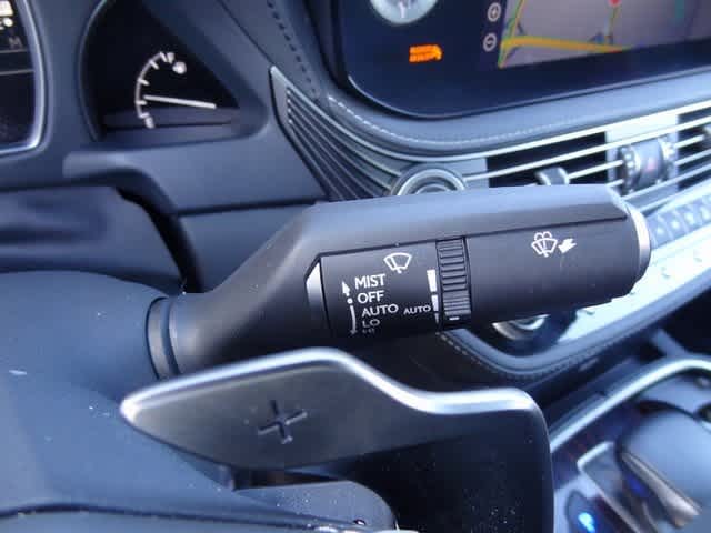 Thumbnail: 2022 Lexus LS - 31