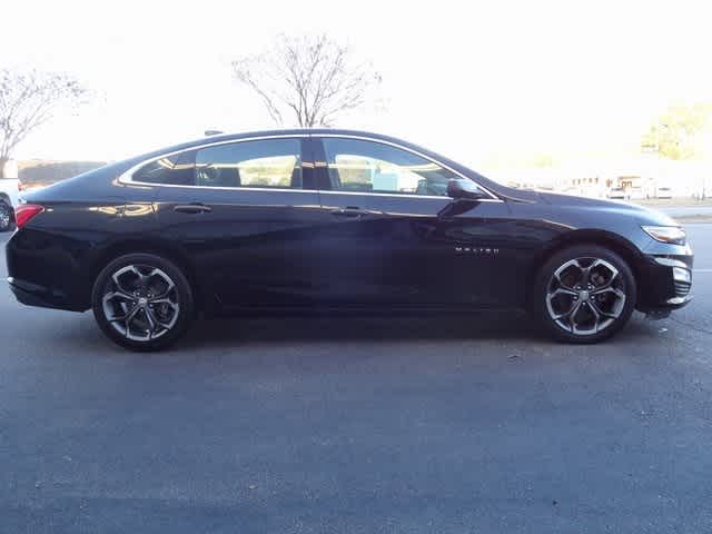 Thumbnail: 2023 Chevrolet Malibu - 4