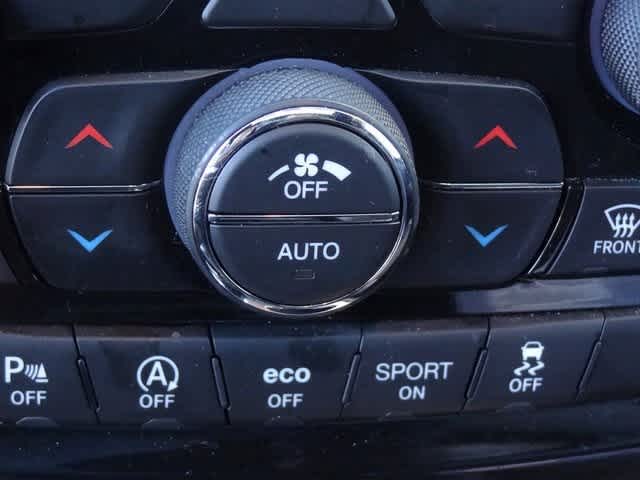 Thumbnail: 2021 Jeep Grand Cherokee - 35