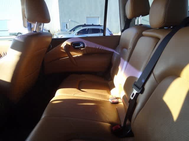 Thumbnail: 2016 INFINITI QX80 - 10