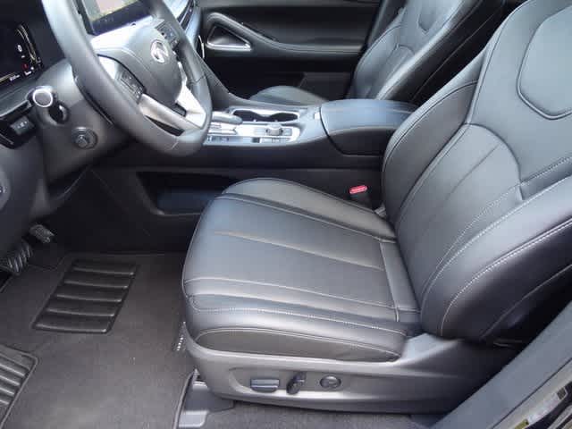 Thumbnail: 2026 INFINITI QX60 - 6