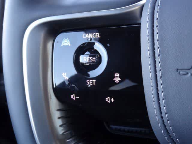 Thumbnail: 2026 INFINITI QX80 - 24