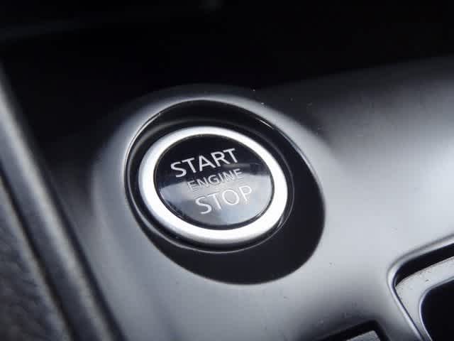 Thumbnail: 2023 Nissan Kicks - 28