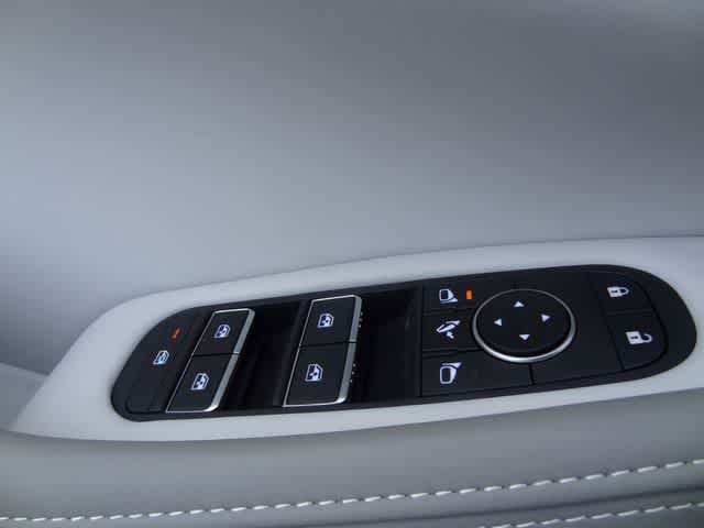 Thumbnail: 2026 INFINITI QX60 - 18