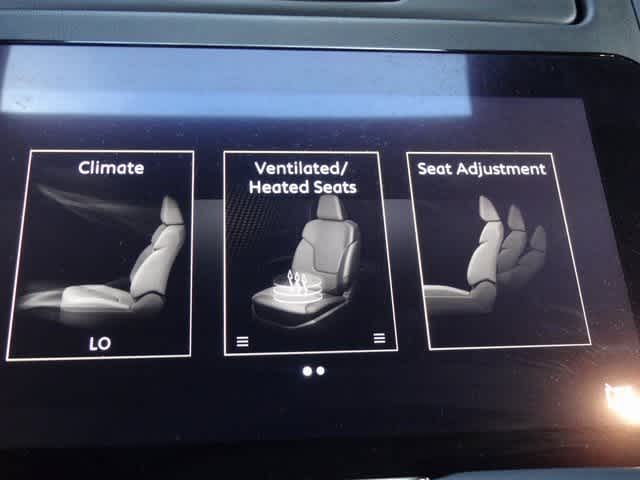 Thumbnail: 2026 INFINITI QX80 - 19